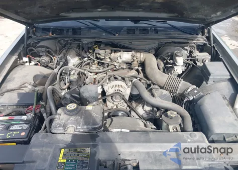 2003 Mercury Grand Marquis Ls z USA, uszkodzony, nr VIN 2MEFM75W13X710419